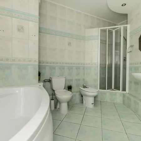 Tjiraso Guest house